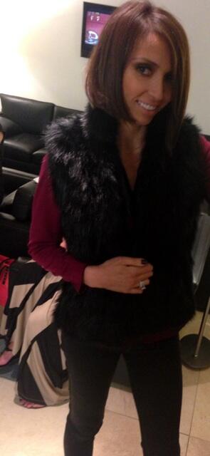 GiulianaRancic's tweet photo. NEW #GandB on TONIGHT on @StyleNetwork at 8pm/7c. Retweet for a chance to WIN this hot faux fur vest from #GbyGR! http://t.co/fwEVW7iPDA