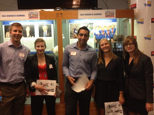 OlverLC's tweet image. @bcomcohort4  Uvic for the win #bcomraceteam44