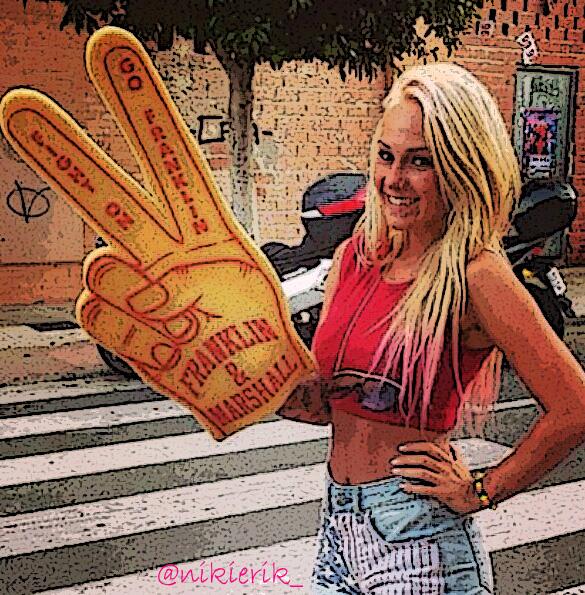 nikierik_'s tweet photo. DEL ROLLO SIEMPRE*.* @NicolHartman http://t.co/7mkrTiC5S6