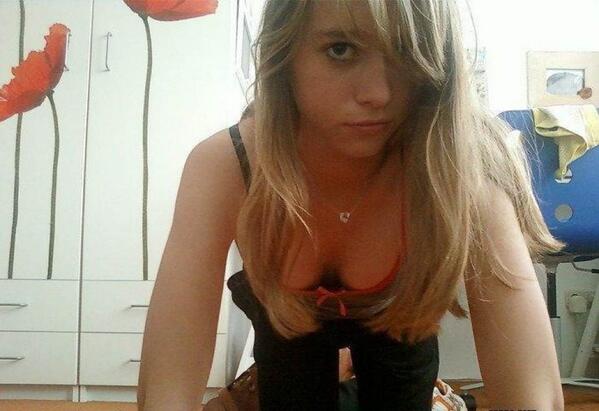 finekikpics's tweet photo. Another pic, this is Jayden a smokin blonde #sexy #blonde http://t.co/OQ15iuEDRz