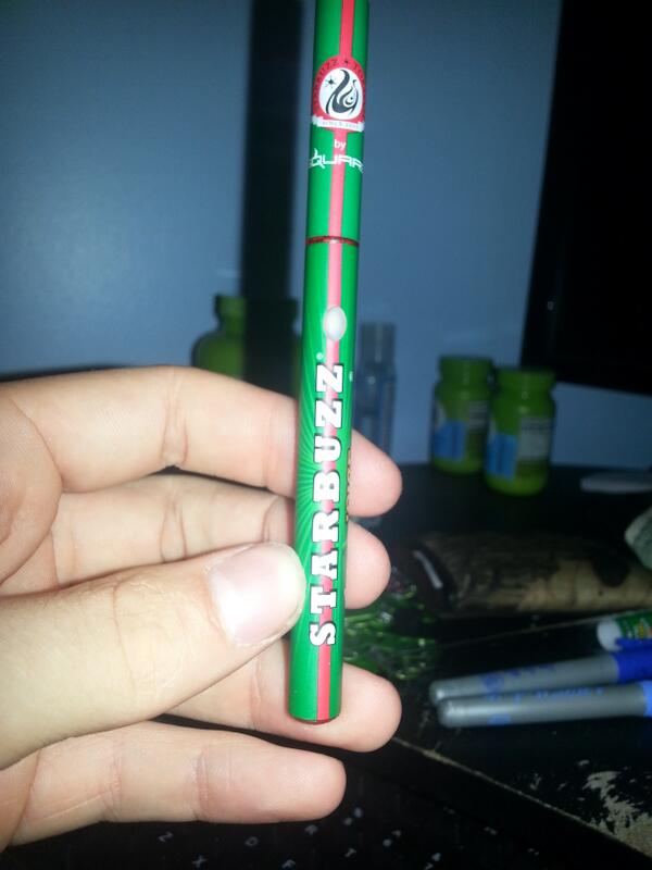 austin_harper's tweet photo. They make it e hookahs ?  =-O http://t.co/Gow3D9IMVx