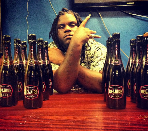 DEBO155's tweet photo. RT @rickyrozay: Salute Hustla @FATTREL .... #SBSB #MMG #BLACKBOTTLEBOYS http://t.co/rALNfNGdSl