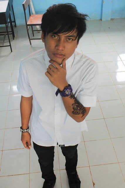 Good morning gitaris handal <a href="/iyhat_sk8/">iyhat_</a> ! :)