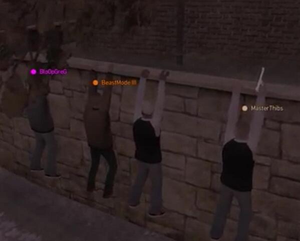 BloOpGreG's tweet photo. Un Jacky commence toujours sa journée par des étirements ! Pas de claquage quand on tente nos backflip ! http://t.co/biv0OnOftK