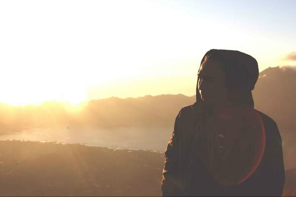iridescentindo's tweet photo. 1 sept. '13 #batur #4 http://t.co/tL4baKis7F