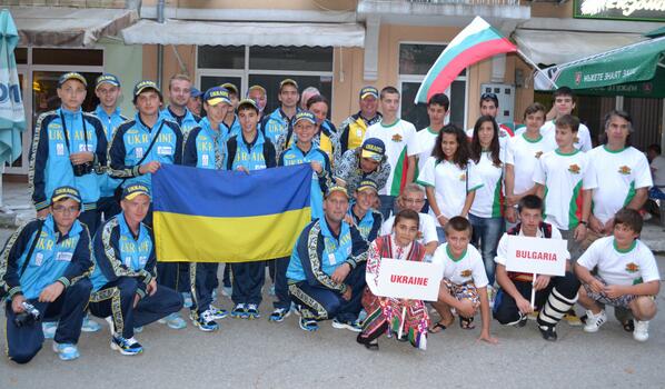 NoosphereGlobal's tweet image. A symbolic photo:Bulgarian and Ukrainian teams - current and future hosts of European Championships. #spacemodels