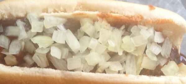 StandFanFW's tweet image. #DogoftheDay #KungFuDog Buy any 2 dogs get a free #KungFuDog