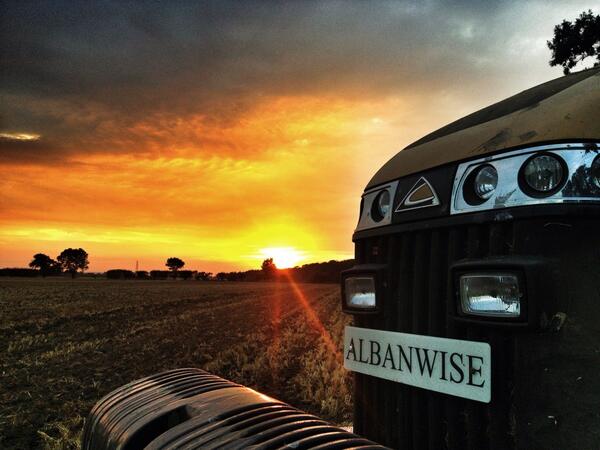 _falky's tweet photo. Generic summer evening tractor/sunset photo... #farmpics http://t.co/cBmznJTu6m