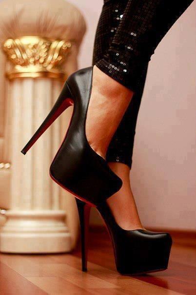 EstylaRD's tweet photo. Sencillamente hermoso. RT si te gusta. #yoamozapatos http://t.co/EKVVLTNuYI