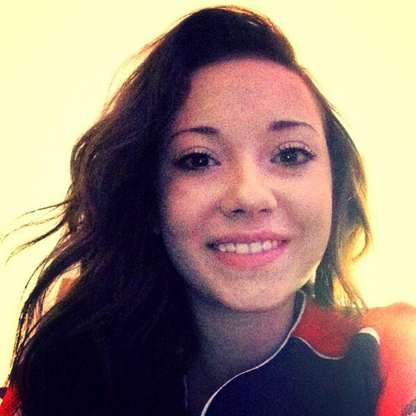 thekelbsters's tweet photo. #WomanCrushWednesday @AnnieSyrett http://t.co/l1G7NZfw0s