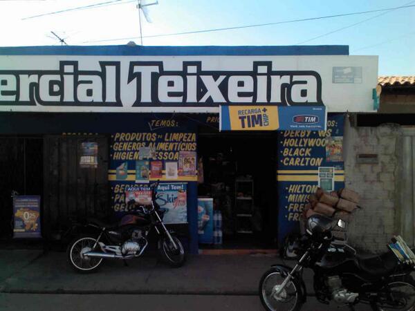 alanchavesalvar's tweet image. Enquanto a concorrência exagera nos adesivos, nós arrebentamos nas faixas...maior visibilidade maior domínio do PDV..