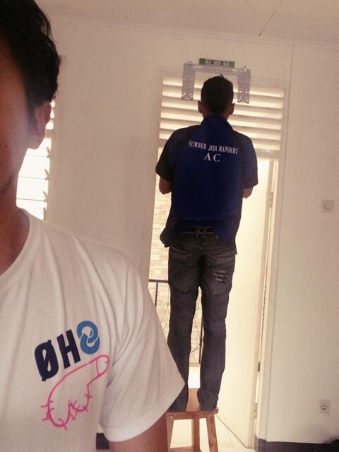 Anyink. .bajunye gokil bgt. .hha RT<a href="/katadochi/">Do██ Sa███</a>: Got another date with le tukang ac "