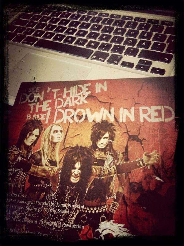 TomTXR's tweet photo. TXR vinyl 7" http://t.co/woax0o6Kii