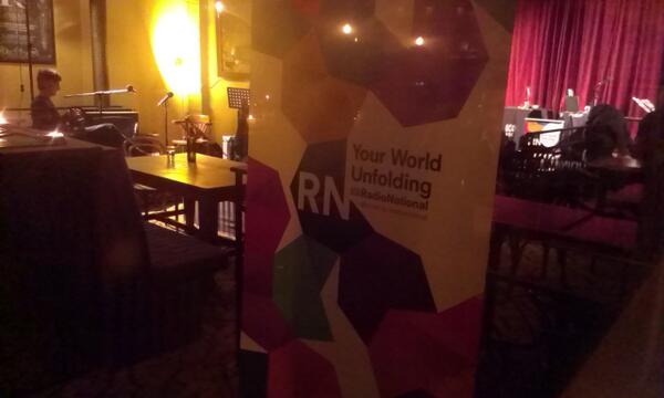 Wes_Anne's tweet photo. Getting ready for another broadcast of 'politics in the pub' 8pm radio nash. http://t.co/8Bgoaof4XF