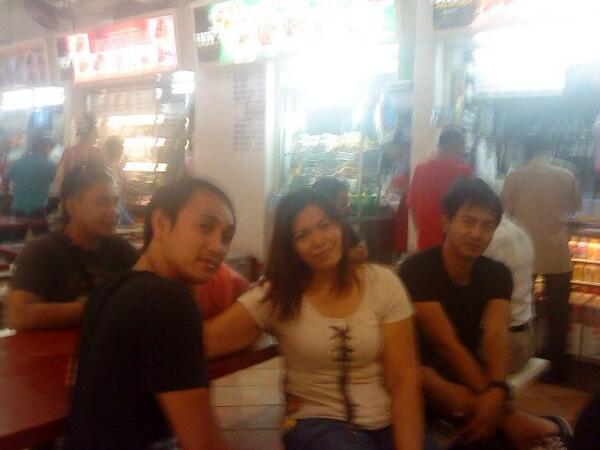 Bugis jhonson market mkn nasi pen yet ma unggu singapore