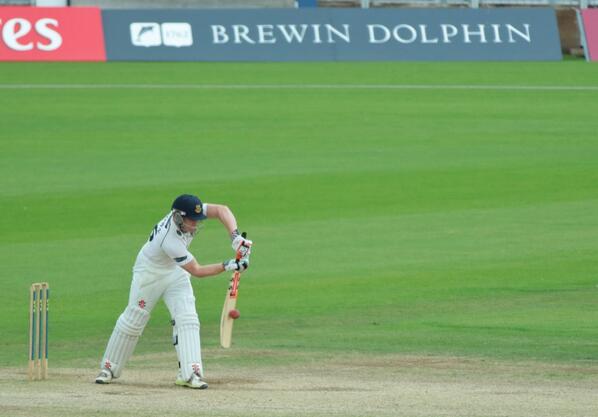 PHOTO.. lots more of these needed by <a href="/Ben_Brown26/">Ben Brown</a> in this session. #GOSBTS