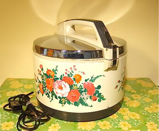 昭和レトロToshiba 炊飯器 RK-161 花柄 昭和レトロToshiba 炊飯器 RK-161 花柄 gurucchi on X: 