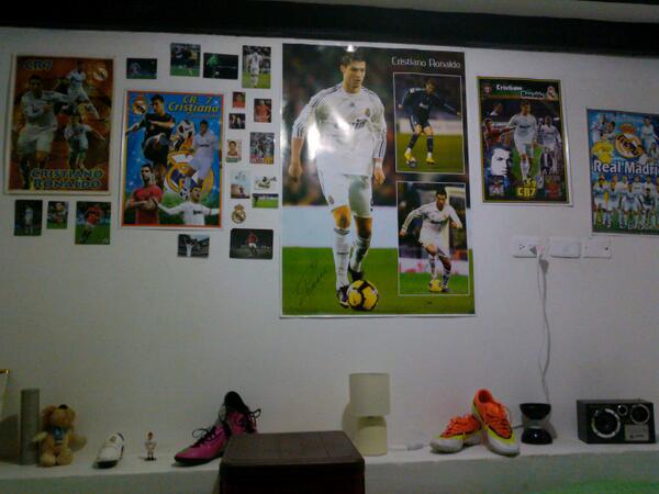 lukas_jaramillo's tweet image. Que les parece el nuevo muro? @Cristiano #Idolo #PerfectPlayer #TheBest #Futbol #RealMadrid