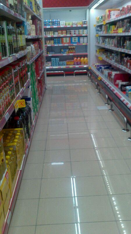 PostureoNambro's tweet photo. NAMBROQUEÑOS...EL DIA HA ABIERTO DESPUES DE VARIOS MESES DE RUMORES HA ABIERTO http://t.co/5HnCecuWv1