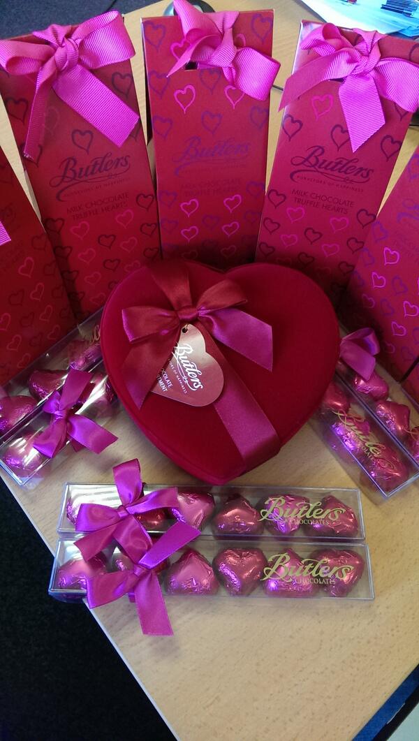 GiftsDirect's tweet photo. Wow!  People really want these #ButlersChocolates :-)  Winners announced in the next few minutes #happyretweeting http://t.co/RY9sHWuxNJ