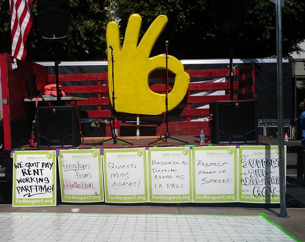 OURWalmartSoCal's tweet photo. Getting ready to take stage! @ChangeWalmart #walmartstrikers #DTLA #pershingsq http://t.co/rwgadA2arw