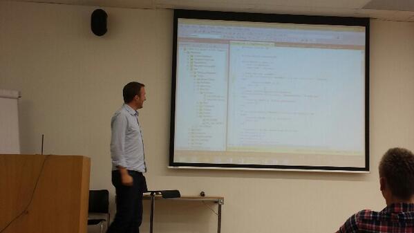 MDPUGNorway's tweet image. Erik Flateby presenterer sp_updatestats på kveldens møte. #SQLUGOslo