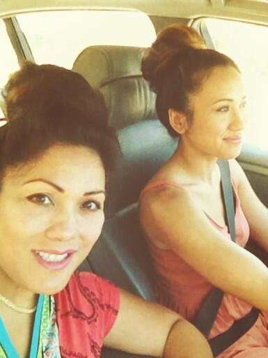 It's so 🔥hot!  We took a road trip just to get sit in front of the A/C. 💨☺ w/<a href="/AngelinaKin/">Ange</a>  Btw, she copied my hair 😜