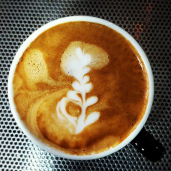 C3Kitchen's tweet image. #artinmylatte #coffee We get pretty creative here at C3. Come get your coffee fix! #scottsdale @ScottsdaleQrtr