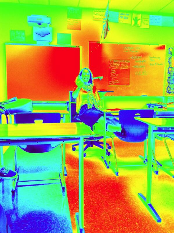mswalklet_stall's tweet photo. One of my student's took this picture http://t.co/wKlbRjwa9s
