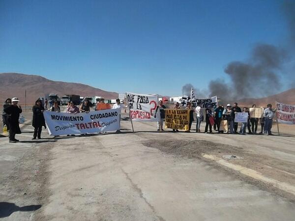 pool_gallo's tweet image. Se mueve Taltal elmensajero.cl/?p=36392