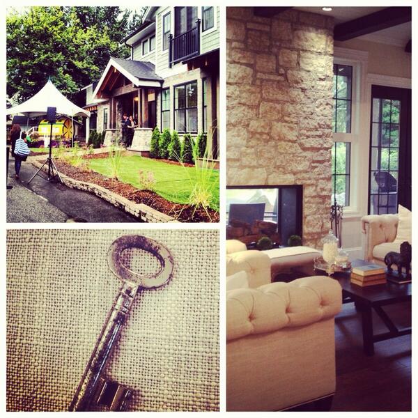lorijohnsonlj's tweet photo. @jillianharris jilly on her way to announce the winner of the #pne #prizehome to very happy person :) #beautiful http://t.co/xi1OUNKkYj