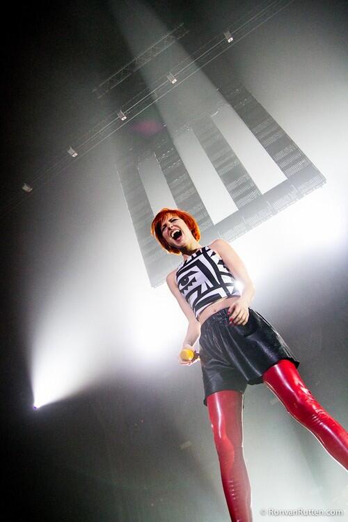 FotoParamore's tweet image. Hayley W. live at Heineken Music Hall, Amsterdam