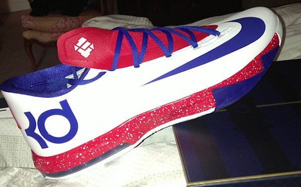 nicekicks's tweet photo. RT if you'd rock the Nike KD VI "Paris" iD http://t.co/8B7DMlwmdw http://t.co/R2yihjqRNE