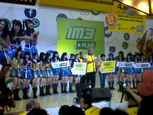 RealJKT48Inside tweet picture