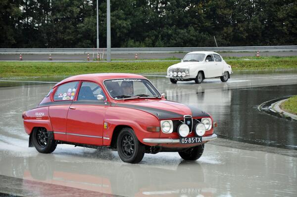 Programma 'Historic Saab Experience 3' is bekend! saabforum.nl/viewtopic.php?… Trainers: Kevin Abbring en Kevin Kooijman