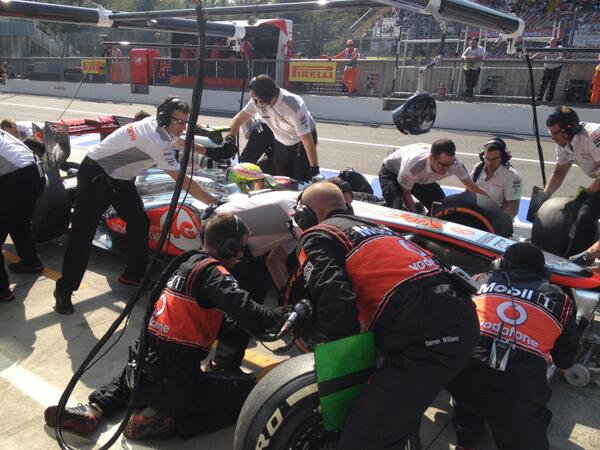 Pit-stop para Checo ...