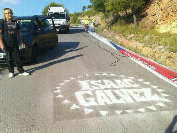 Hoy reconocimiento en Valls a Xavi,y en el Rat Penat a otro muy muy grande! Siempre presente Saky!