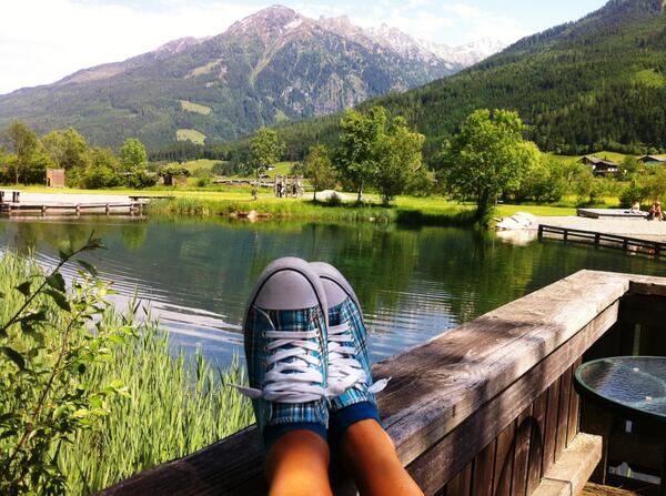 Wir wünschen Euch ein tolles Wochenende. Lasst es Euch gut gehen und genießt die Sonnenstrahlen!
