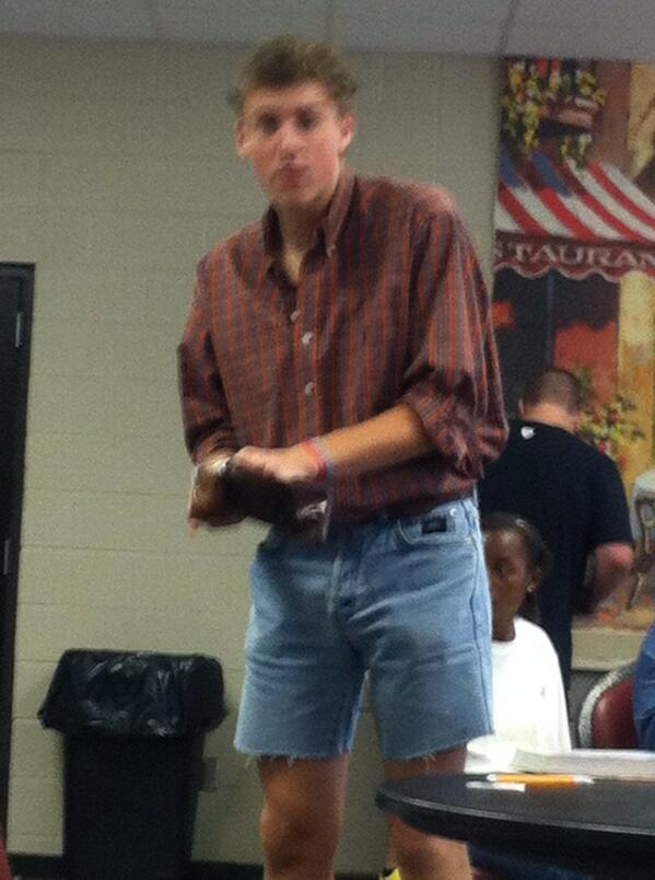 JosephRoyston's tweet photo. #CBAFriday #themshortstho http://t.co/gSZ8nat4WC