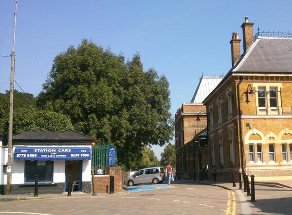 MikePaice's tweet photo. First time in Crystal Palace for a while - railway station looks wonderful. Restored &amp; hideous 80s ticket office gone http://t.co/D9JnbOPFJr