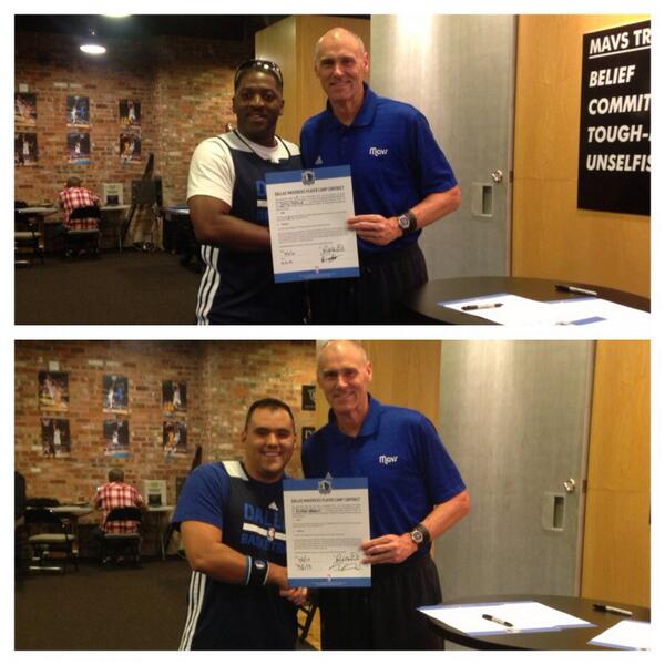 dallasmavs's tweet photo. Our #MavsSMAllStars getting a picture with Coach Carlise here at #MFC13! http://t.co/531TUTY3zQ