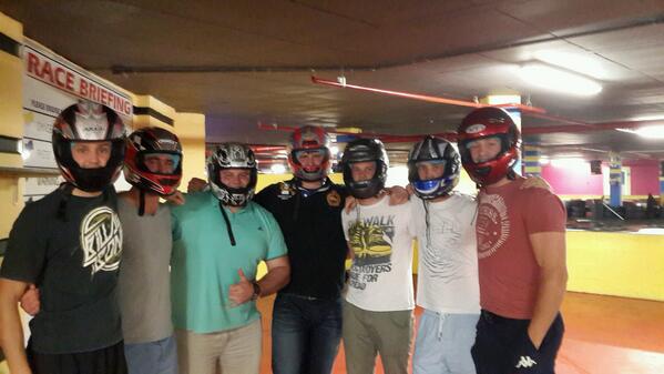 Spoed saam di manne#binnebuite#go-kaarts