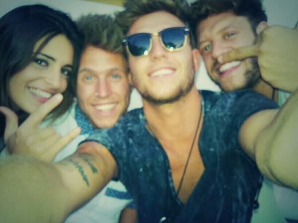 GEMELISTA5's tweet photo. #HablemosDeAdicciones ellos:  @Susana_bicho @charlimontoya @gonzalomontoya9 @FdMONTOYA  !! ^^ ღ http://t.co/Vma0Woa8Ni