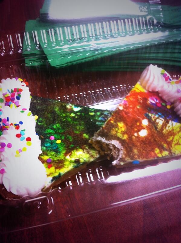 S_McGarrah's tweet photo. Best boyfriend ever😋 @stampsshelby http://t.co/sQPYz04Kcp