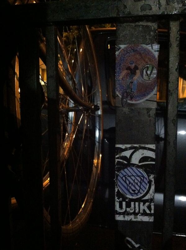 straytl's tweet image. Thurston in the jaws of @seriousron in EAV #FAFATL