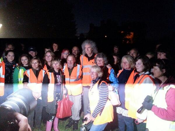 AnneatSaveMe's tweet image. Out on a lovely walk with a few friends