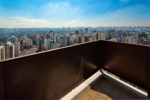 Staybridge_SP's tweet photo. Bom dia!  Olhe pela janela o lindo dia que está fazendo no feriado de 7 de setembro! http://t.co/7cEWJi6paY