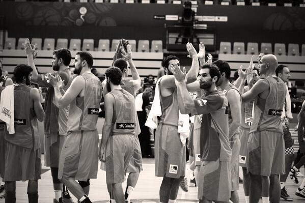 En un par de horas contra Rep.Checa. Con ganas de empezar y volver a competir. #SomosEquipo #zonabasket #amjoqm