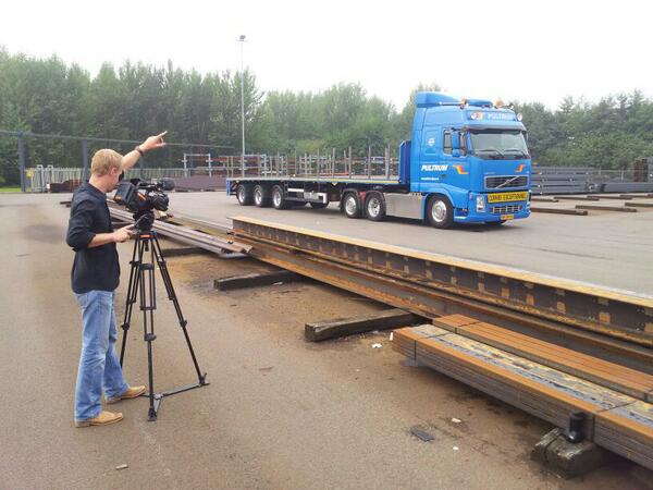We zijn druk bezig met de film die we op 28 sept willen laten zien. Uiteraard met onze medewerkers in de hoofdrol.