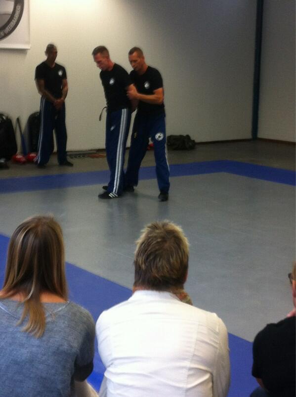 jaaphoekstra's tweet photo. Open dag #defendokai #leeuwarden #Zwette in #defabriekleeuwarden http://t.co/xuLuYrFZWH